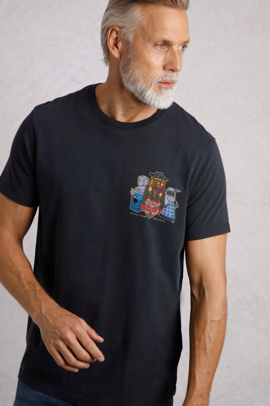 Weird Fish T-Shirts|Doctor Hoot RSPB Charity Back Print Artist T-Shirt Navy