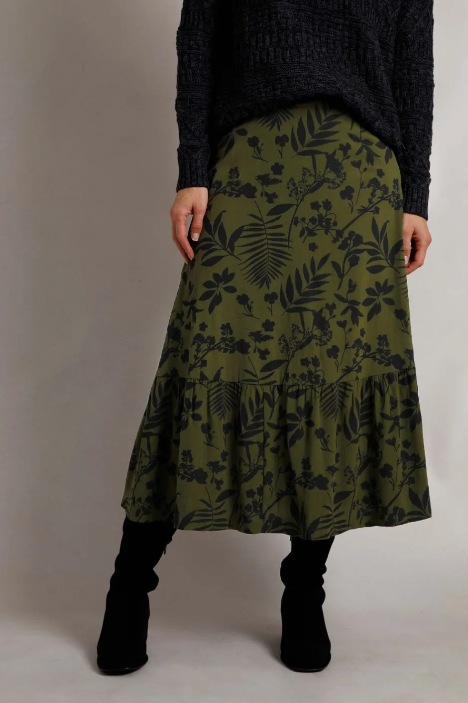 Weird Fish Skirts|Minerve Lenzing™ EcoVero™ Viscose Printed Midi Skirt Olive Green