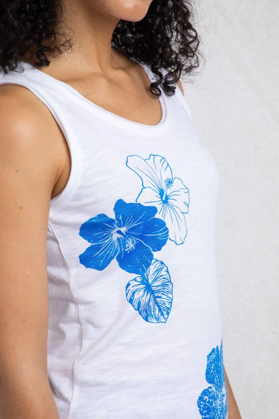 Weird Fish Tunics|Tops & T-Shirts|Samsoe Eco Printed Vest Azure