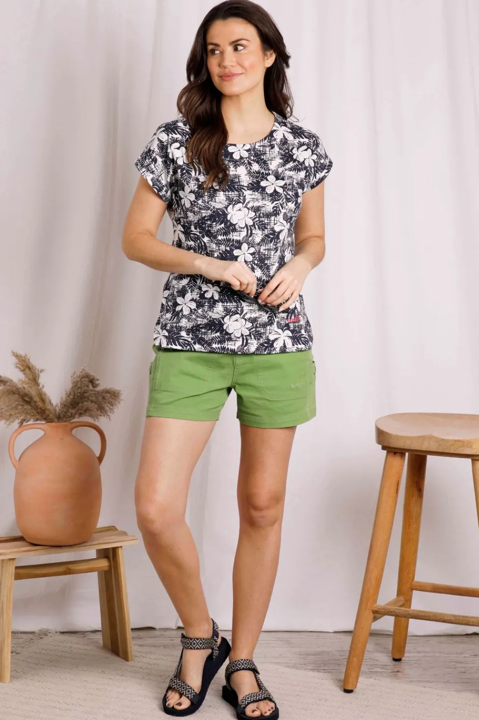 Weird Fish Shorts|Willoughby Summer Shorts Kiwi